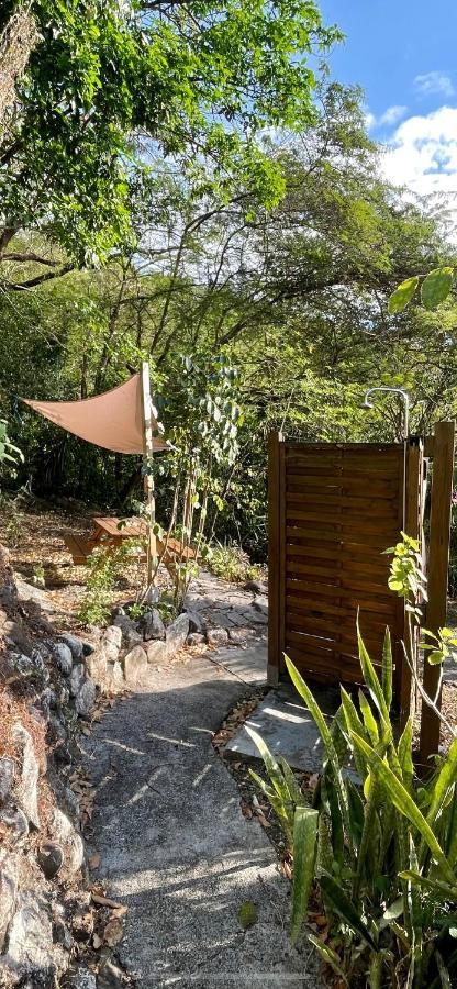 Location Gite Bungalow A 70M De La Plage Bouillante Exteriér fotografie